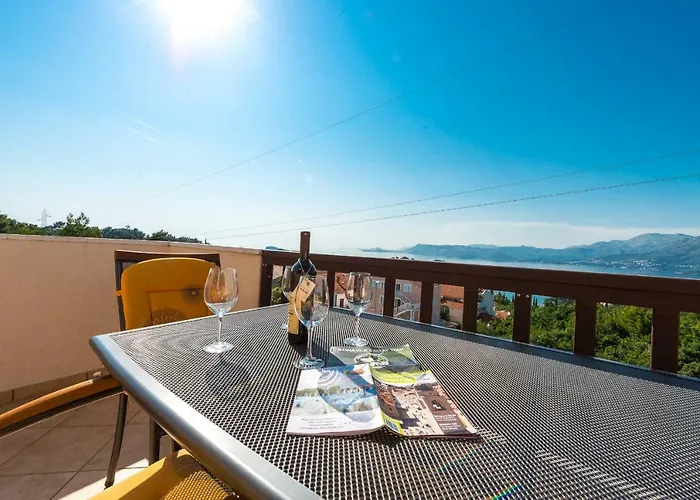 Penthouse With Panoramic View * 察夫塔特