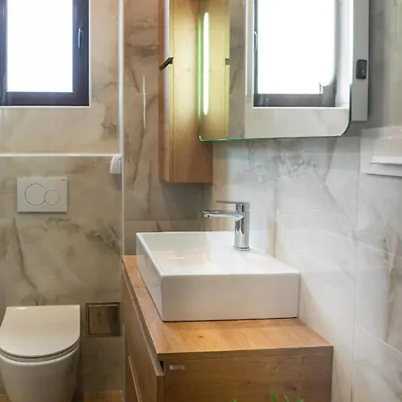 Penthouse With Panoramic View Appartamento