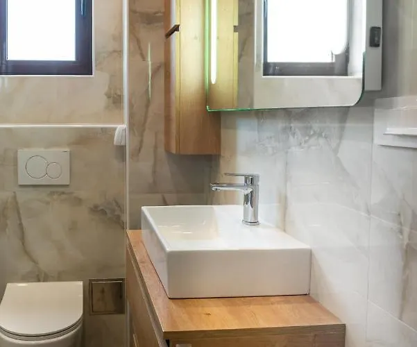 Penthouse With Panoramic View Appartamento