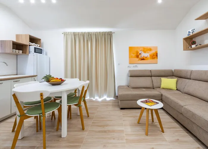 Penthouse With Panoramic View Appartamento *