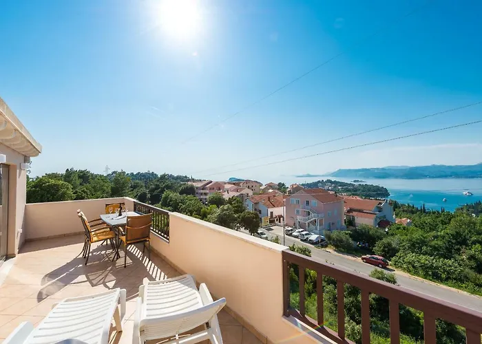 Penthouse With Panoramic View Cavtat